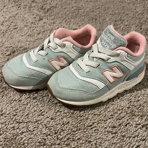 New Balance Kids' Sneakers - Mint and Pink